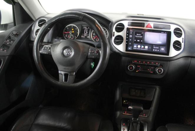 Volkswagen Tiguan I с пробегом 2010 года, цена 910 000 рублей, 401491 км, внедорожник, Автокод Объявления