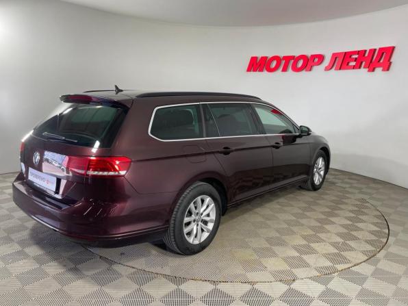 Volkswagen Passat B8 с пробегом 2018 года, цена 1 669 000 рублей, 121800 км, универсал, Автокод Объявления