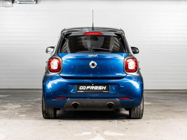 Smart Forfour II с пробегом 2017 года, цена 1 806 000 рублей, 117994 км, хэтчбек, Автокод Объявления