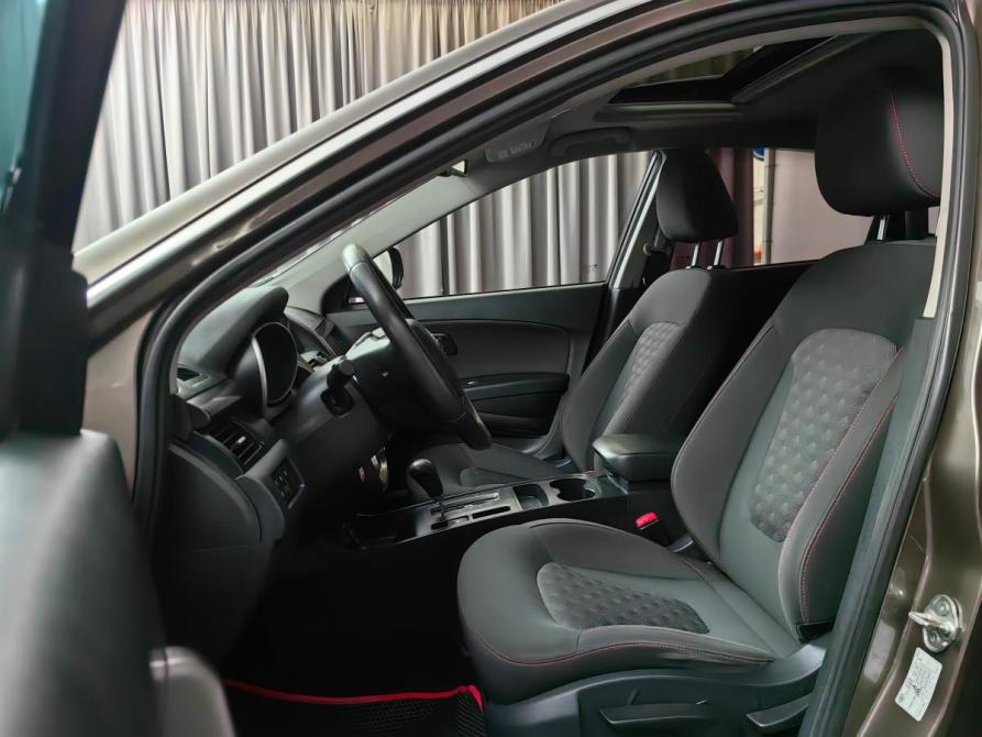 FAW Besturn X80 I Москва  - изображение 9