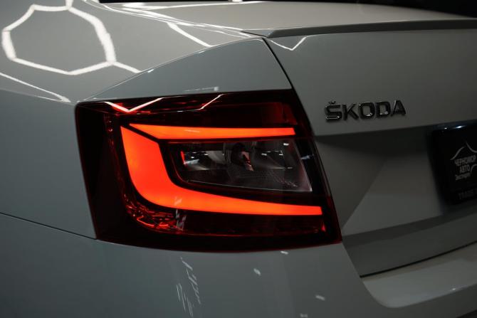 Skoda Octavia III (A7) Рестайлинг с пробегом 2019 года, цена 2 490 000 рублей, 102946 км, лифтбек, Автокод Объявления