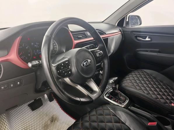 Kia Rio IV Рестайлинг с пробегом 2020 года, цена 1 315 000 рублей, 153936 км, седан, Автокод Объявления