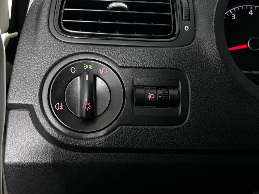 Volkswagen Polo V Ростов-на-Дону  - изображение 13