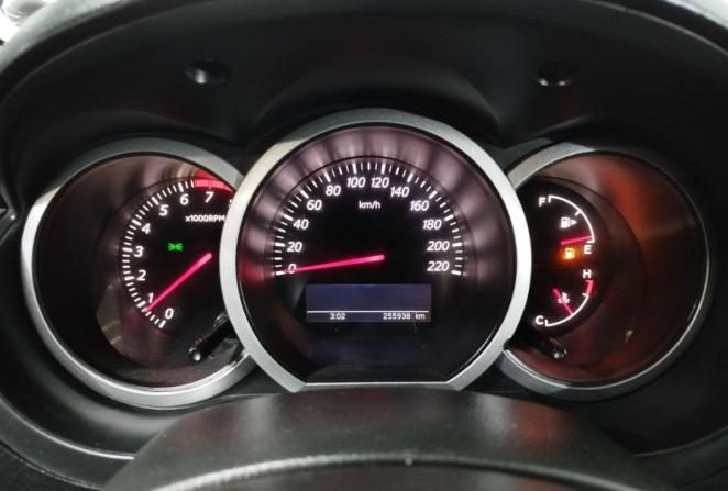 Suzuki Grand Vitara II Рестайлинг с пробегом 2010 года, цена 940 000 рублей, 255938 км, внедорожник, Автокод Объявления