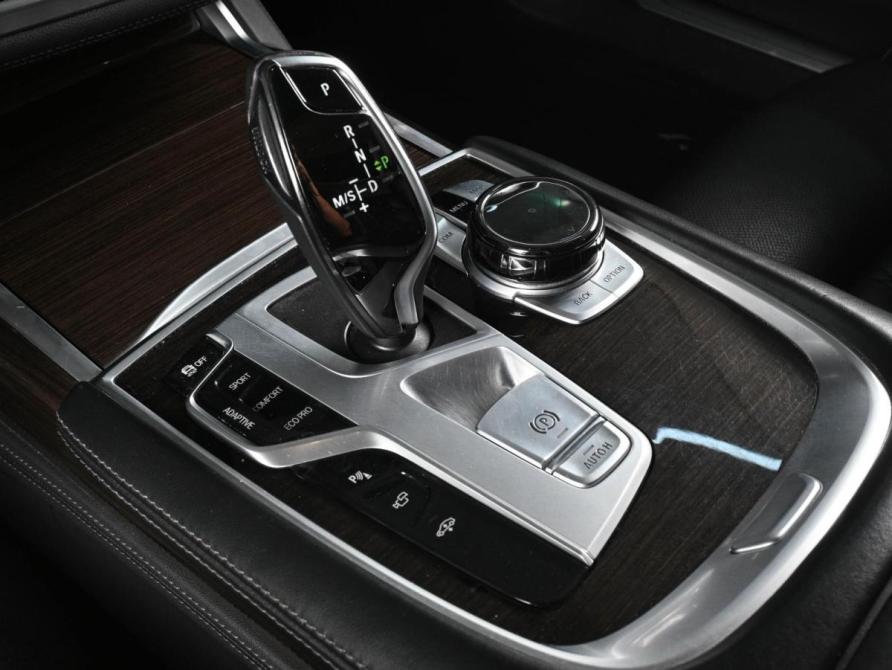 BMW 7 серии VI (G11/G12) Рестайлинг Ростов-на-Дону  - изображение 17