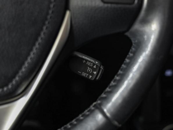 Toyota RAV4 IV (XA40) Рестайлинг с пробегом 2019 года, цена 2 489 000 рублей, 115000 км, внедорожник, Автокод Объявления