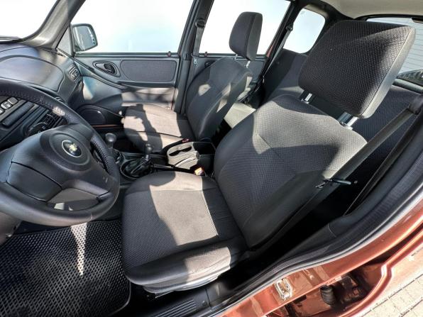 Chevrolet Niva I Рестайлинг с пробегом 2019 года, цена 800 000 рублей, 67000 км, внедорожник, Автокод Объявления