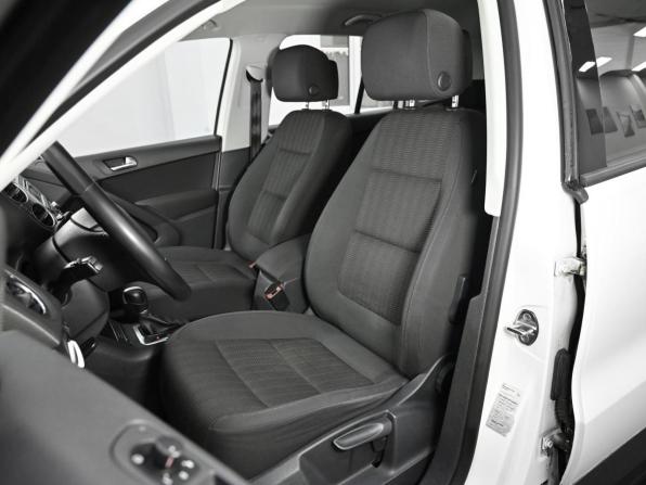 Volkswagen Tiguan I Рестайлинг с пробегом 2012 года, цена 1 299 000 рублей, 145000 км, внедорожник, Автокод Объявления