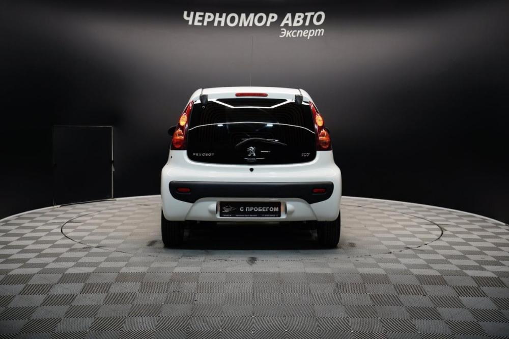 Peugeot 107 I Рестайлинг 2 Крым  - изображение 4