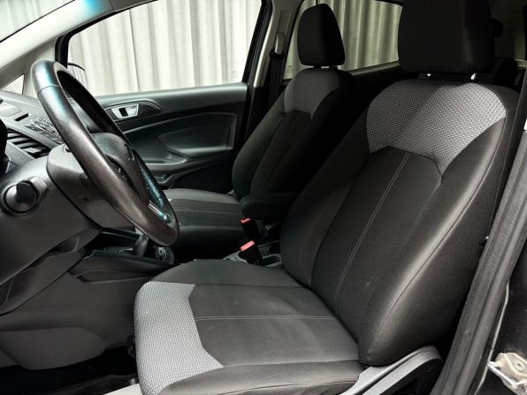 Ford EcoSport II с пробегом 2017 года, цена 1 299 000 рублей, 65897 км, внедорожник, Автокод Объявления