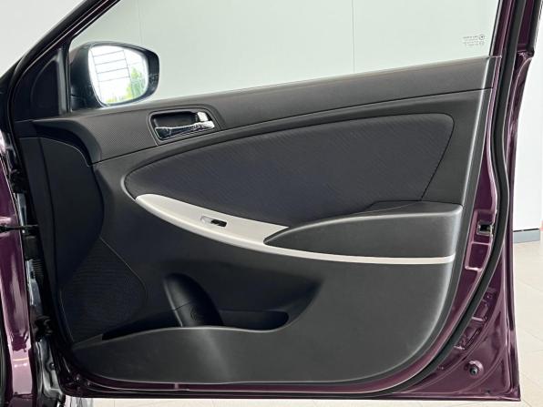 Hyundai Solaris I с пробегом 2011 года, цена 665 000 рублей, 170286 км, седан, Автокод Объявления