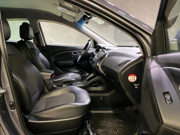 Hyundai ix35 I Рестайлинг с пробегом 2014 года, цена 1 349 000 рублей, 180490 км, внедорожник, Автокод Объявления