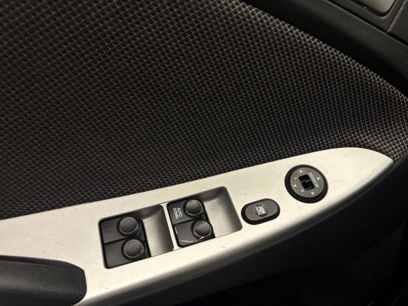 Hyundai Solaris I с пробегом 2011 года, цена 779 000 рублей, 153057 км, хэтчбек, Автокод Объявления