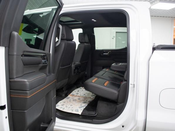 GMC Sierra IV Рестайлинг с пробегом 2025 года, цена 10 999 000 рублей, 42 км, offers.body_type.unknown, Автокод Объявления