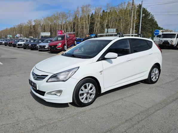 Hyundai Solaris I Рестайлинг с пробегом 2015 года, цена 1 049 995 рублей, 130804 км, хэтчбек, Автокод Объявления