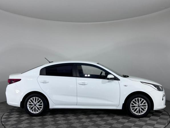 Kia Rio IV с пробегом 2018 года, цена 1 220 000 рублей, 141529 км, седан, Автокод Объявления