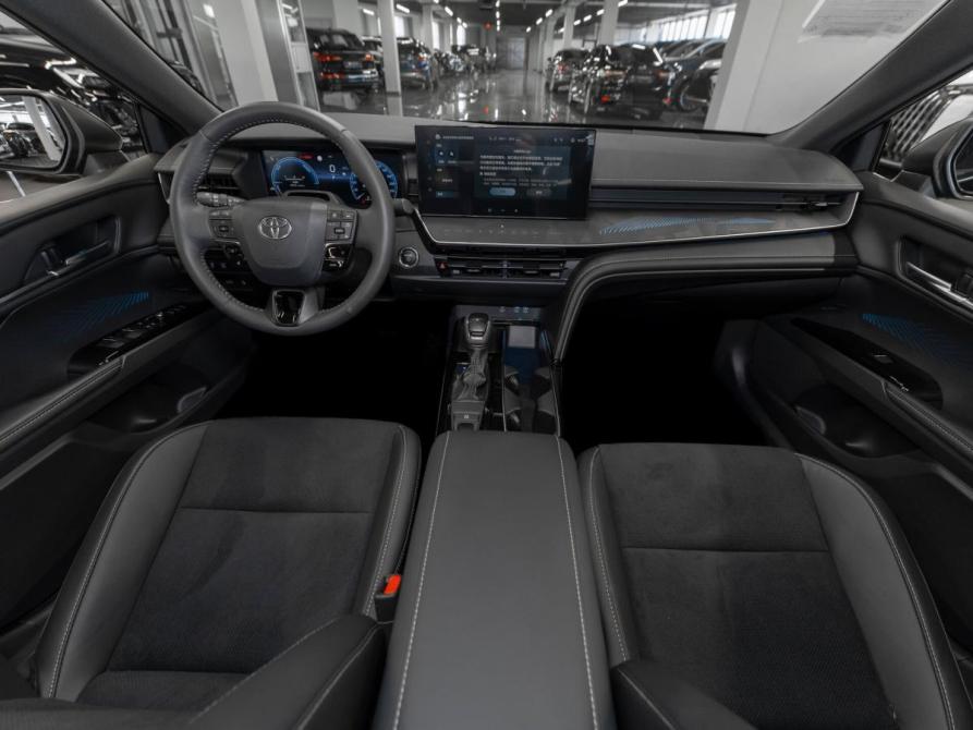 Toyota Camry IX (XV80) China Market Москва  - изображение 8