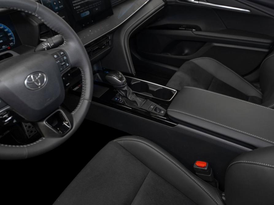 Toyota Camry IX (XV80) China Market Москва  - изображение 14