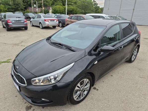 Kia Ceed II с пробегом 2015 года, цена 1 130 000 рублей, 134752 км, хэтчбек, Автокод Объявления