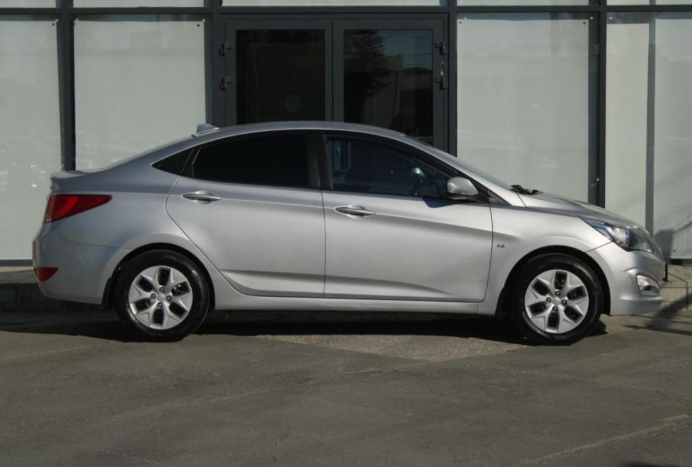 Hyundai Solaris I Саратов  - изображение 4
