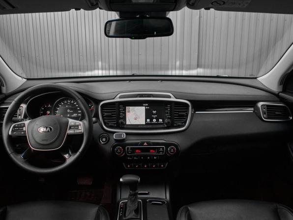 Kia Sorento III Prime Рестайлинг с пробегом 2018 года, цена 2 590 000 рублей, 160810 км, внедорожник, Автокод Объявления