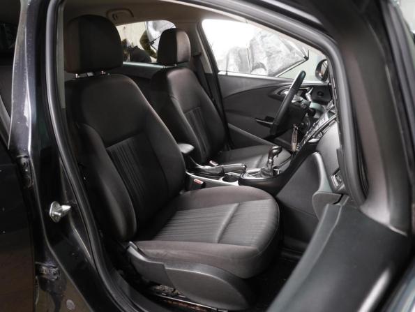 Opel Astra J с пробегом 2011 года, цена 619 000 рублей, 262700 км, хэтчбек, Автокод Объявления