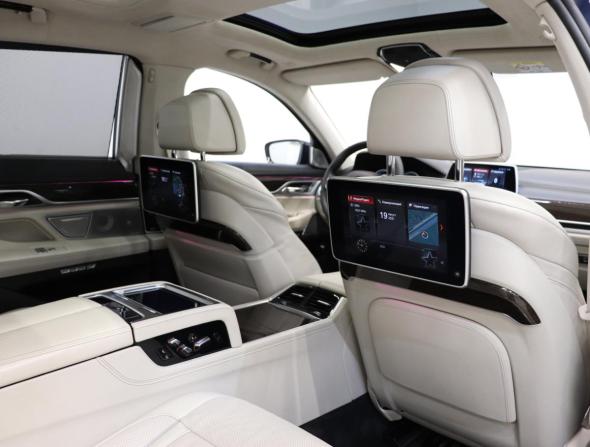 BMW 7 серии VI (G11/G12) с пробегом 2015 года, цена 3 390 000 рублей, 108663 км, седан, Автокод Объявления