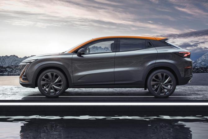 Новый Changan UNI-T I 2024 года, цена 3 009 900 рублей, внедорожник, Автокод Объявления
