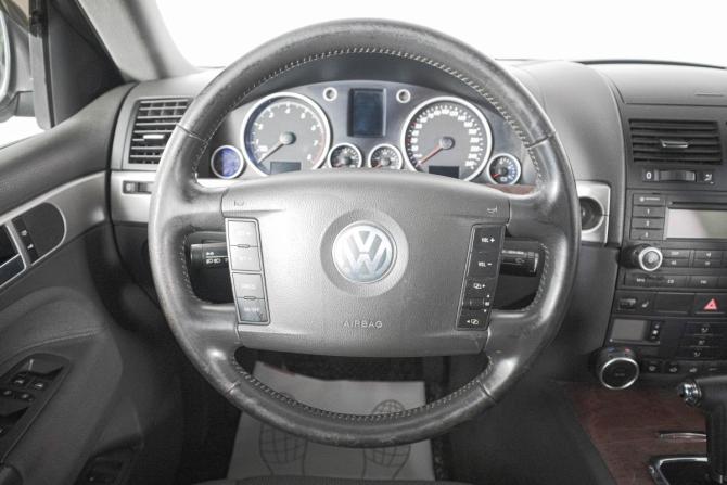 Volkswagen Touareg I с пробегом 2006 года, цена 969 000 рублей, 203180 км, внедорожник, Автокод Объявления