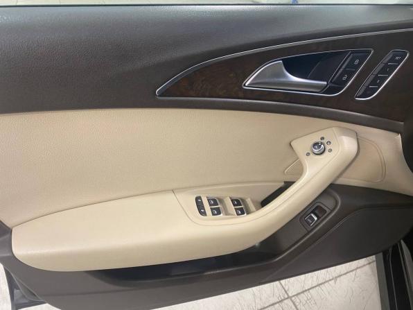 Audi A6 IV (C7) Рестайлинг с пробегом 2015 года, цена 1 749 800 рублей, 215000 км, седан, Автокод Объявления