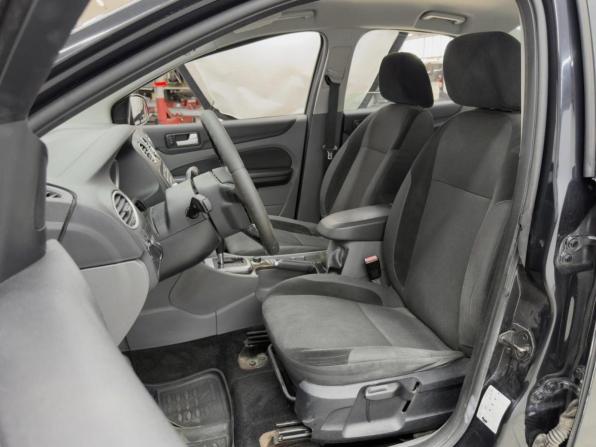 Ford Focus II Рестайлинг с пробегом 2008 года, цена 620 000 рублей, 202784 км, седан, Автокод Объявления