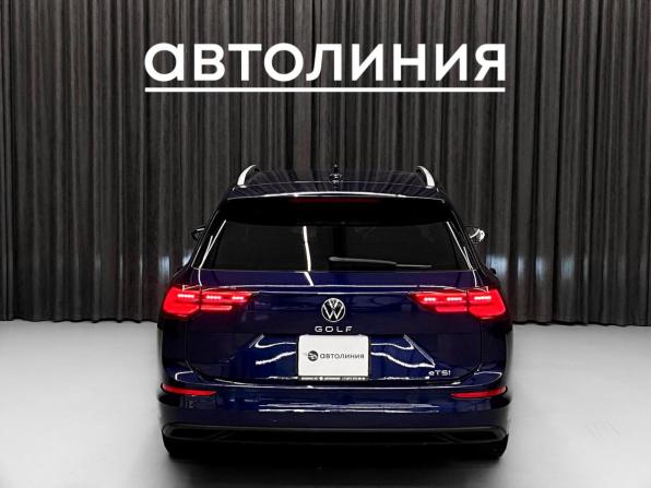 Volkswagen Golf VIII с пробегом 2022 года, цена 1 590 000 рублей, 45000 км, универсал, Автокод Объявления