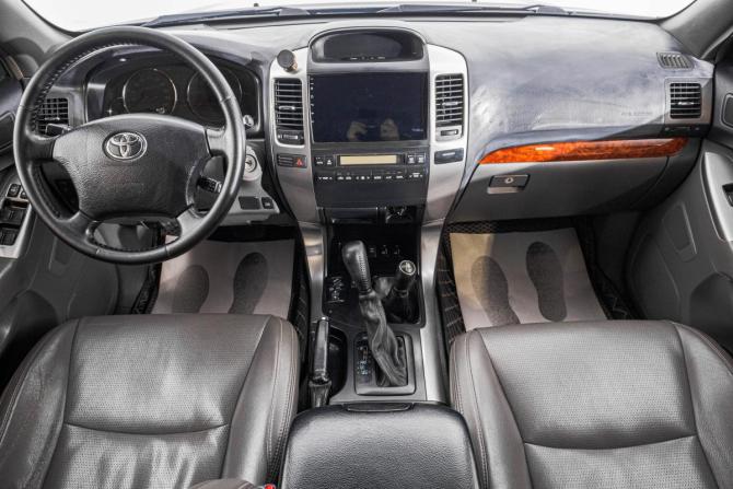 Toyota Land Cruiser Prado 120 Series Рестайлинг с пробегом 2007 года, цена 2 249 000 рублей, 320000 км, внедорожник, Автокод Объявления