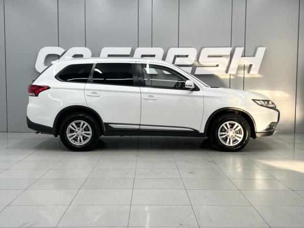Mitsubishi Outlander III Рестайлинг 2 с пробегом 2018 года, цена 1 800 000 рублей, 168792 км, внедорожник, Автокод Объявления
