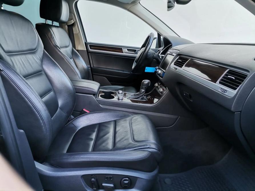 Volkswagen Touareg II Рестайлинг Москва  - изображение 10