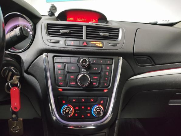 Opel Mokka I с пробегом 2013 года, цена 1 199 000 рублей, 168596 км, внедорожник, Автокод Объявления