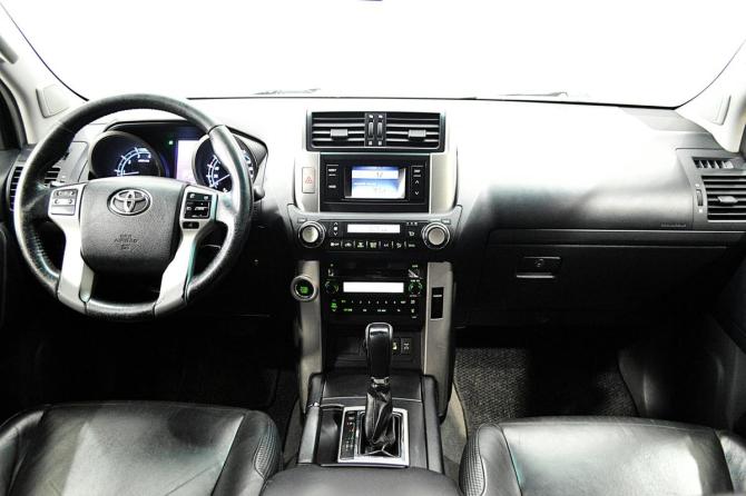 Toyota Land Cruiser Prado 150 Series с пробегом 2010 года, цена 3 050 000 рублей, 213000 км, внедорожник, Автокод Объявления