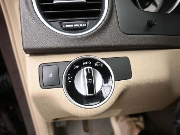 Mercedes-Benz C-Класс III (W204) Рестайлинг с пробегом 2012 года, цена 1 649 000 рублей, 154588 км, седан, Автокод Объявления