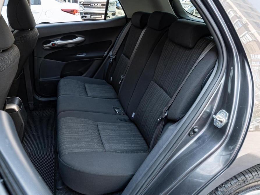 Toyota Auris I Краснодар  - изображение 9