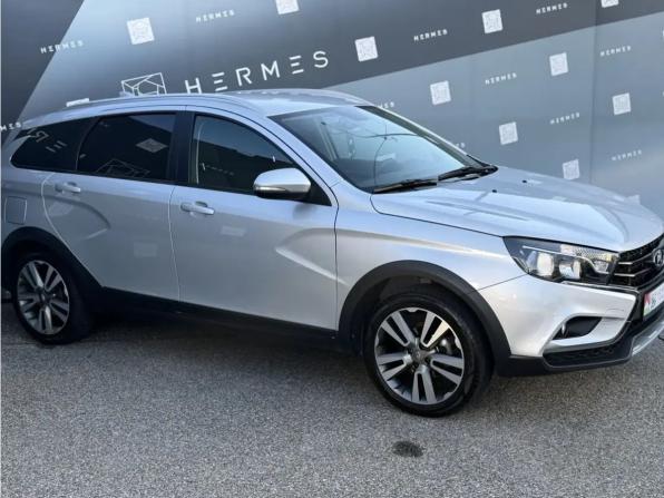 Lada (ВАЗ) Vesta I с пробегом 2018 года, цена 1 099 000 рублей, 95411 км, универсал, Автокод Объявления