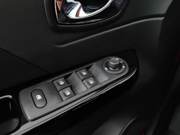 Renault Kaptur I с пробегом 2019 года, цена 1 375 000 рублей, 54616 км, внедорожник, Автокод Объявления