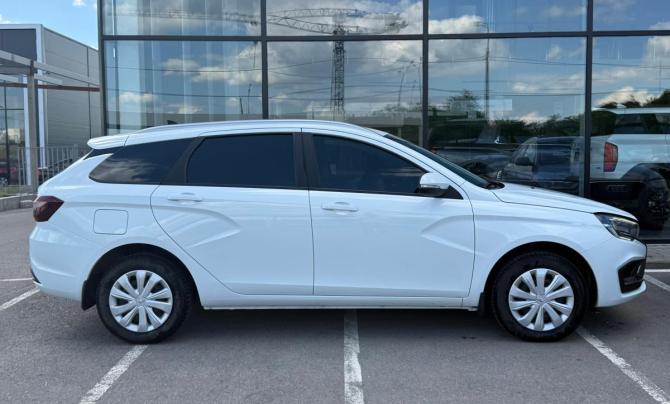 Lada (ВАЗ) Vesta I Рестайлинг (NG) с пробегом 2024 года, цена 1 525 000 рублей, 41465 км, универсал, Автокод Объявления