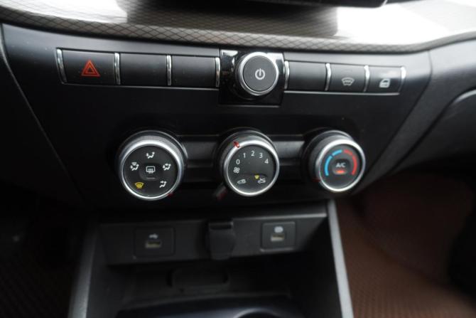 Lada (ВАЗ) Vesta I Рестайлинг (NG) с пробегом 2023 года, цена 1 139 400 рублей, 102128 км, седан, Автокод Объявления