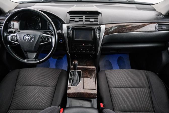Toyota Camry VII (XV50) Рестайлинг с пробегом 2016 года, цена 1 849 000 рублей, 170000 км, седан, Автокод Объявления