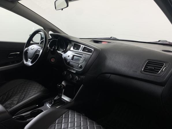 Kia Ceed II с пробегом 2014 года, цена 1 020 000 рублей, 121790 км, универсал, Автокод Объявления