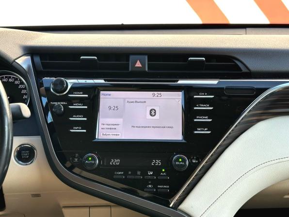 Toyota Camry VIII (XV70) с пробегом 2019 года, цена 2 950 000 рублей, 104163 км, седан, Автокод Объявления