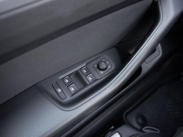 Volkswagen Passat B8 с пробегом 2019 года, цена 1 748 000 рублей, 167542 км, седан, Автокод Объявления