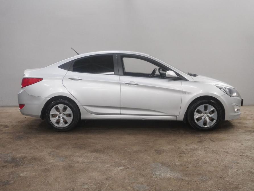 Hyundai Solaris I Рестайлинг Москва  - изображение 4