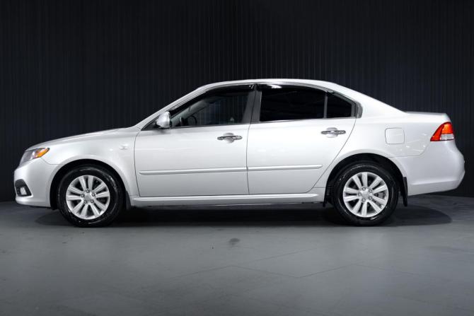 Kia Magentis II Рестайлинг с пробегом 2010 года, цена 999 000 рублей, 162961 км, седан, Автокод Объявления