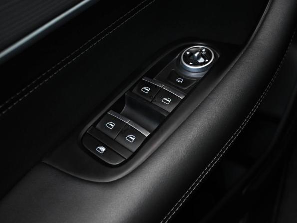 Chery Tiggo 8 Pro e+ с пробегом 2022 года, цена 2 599 000 рублей, 39490 км, внедорожник, Автокод Объявления